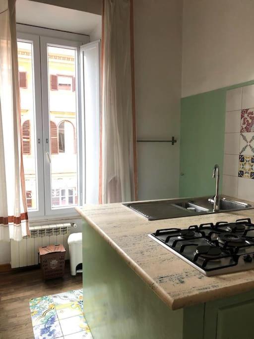 Large Apartment In Rome City Center ภายนอก รูปภาพ
